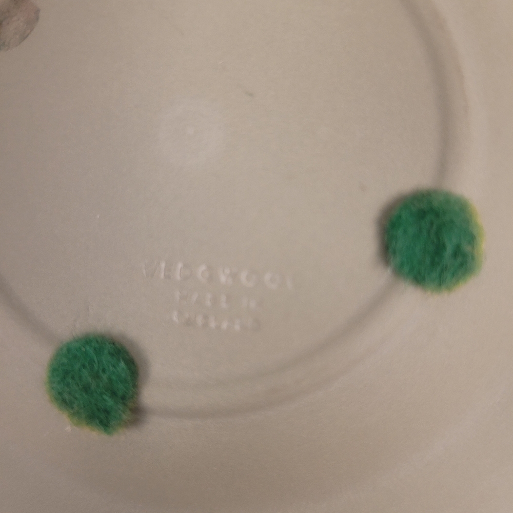 Wedgewood Elegant Green and White Decorative Trinket Plate Small - Picture 3 of 4